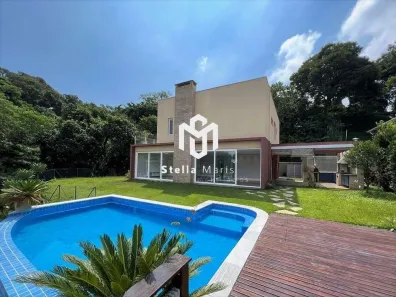 Casa de Condomínio com 4 Quartos para venda ou aluguel, 494m² no Pousada dos Bandeirantes, Carapicuíba