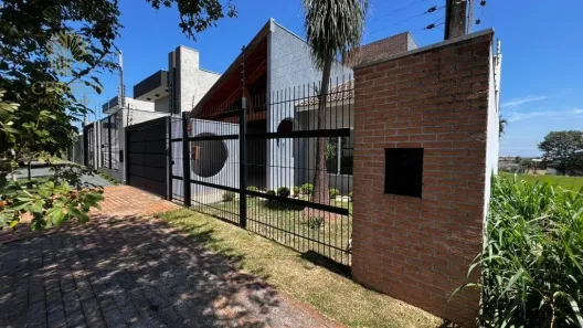 Casa com 3 Quartos à venda, 270m² no Jardim Paraizo, Maringá