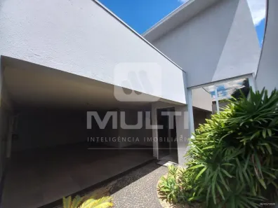 Casa com 3 Quartos à venda, 200m² no Daniel Fonseca, Uberlândia