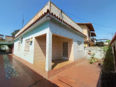 Casa com 2 Quartos à venda, 156m² no Centro, Belford Roxo