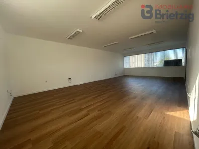 Sala Comercial para alugar, 77m² no Costa e Silva, Joinville