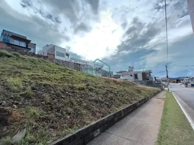 Lote/Terreno à venda, 450m² no Centreville, Poços de Caldas