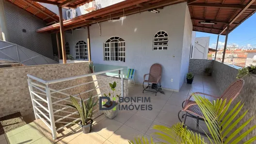 Casa com 4 Quartos à venda, 200m² no Lourdes, Governador Valadares