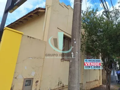 Casa com 2 Quartos à venda, 117m² no Centro, Araraquara