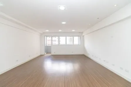 Sala Comercial à venda, 47m² no Centro, Curitiba