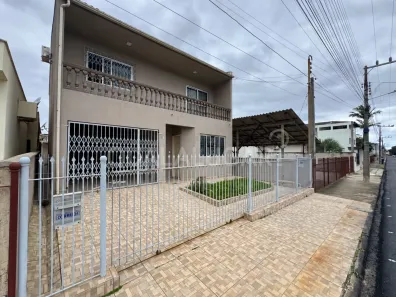 Casa com 3 Quartos para alugar, 210m² no Oficinas, Tubarão