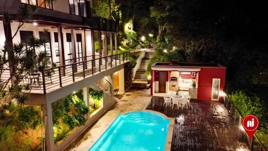 Casa de Condomínio com 3 Quartos à venda, 300m² no Canto das Águas, Rio Acima