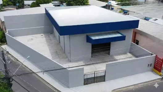Galpão/Depósito/Armazém para alugar, 400m² no Parque 10 de Novembro, Manaus
