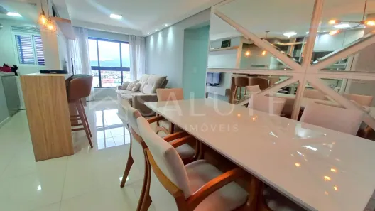 Apartamento com 2 Quartos para alugar, 80m² no Centro, Balneário Camboriú