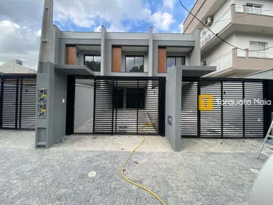 Sobrado com 3 Quartos à venda, 105m² no Costa e Silva, Joinville