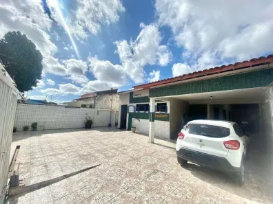 Casa com 4 Quartos à venda, 257m² no Cidade dos Funcionários, Fortaleza