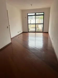 Apartamento com 2 Quartos para alugar, 90m² no Várzea, Teresópolis