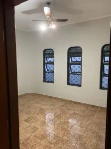 Casa com 3 Quartos à venda, 206m² no Jardim Caparroz, São José do Rio Preto