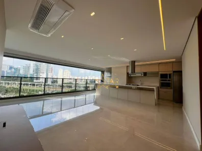 Apartamento com 3 Quartos para alugar, 142m² no Chácara Itaim, São Paulo