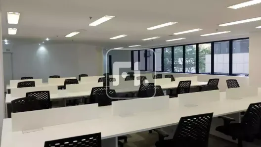 Sala Comercial para alugar, 226m² no Pinheiros, São Paulo