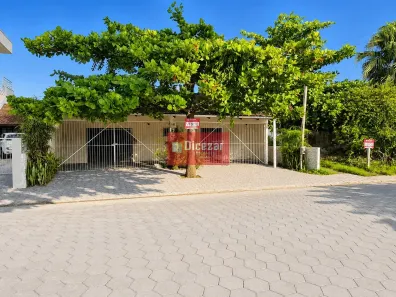 Casa com 3 Quartos à venda, 168m² no Centro, Penha