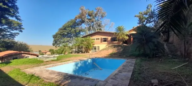 Fazenda/Sítio com 4 Quartos à venda, 406m² no Jardim Leonor, Itatiba