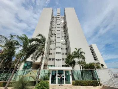 Apartamento com 3 Quartos para alugar, 120m² no Santa Mônica, Uberlândia