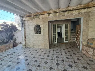 Casa com 4 Quartos à venda, 200m² no Jardim Arpoador, São Paulo