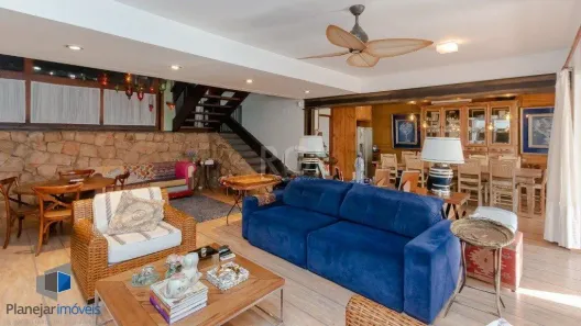 Casa com 6 Quartos à venda, 540m² no Boa Vista, Porto Alegre