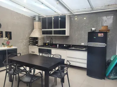 Sobrado com 4 Quartos à venda, 150m² no Cidade São Francisco, São Paulo