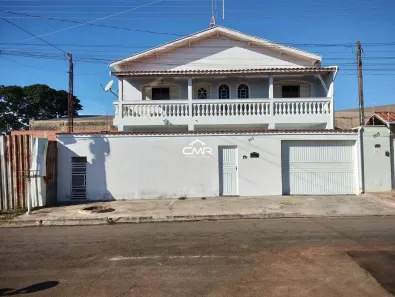 Casa com 4 Quartos à venda, 362m² no Pompéia, Piracicaba