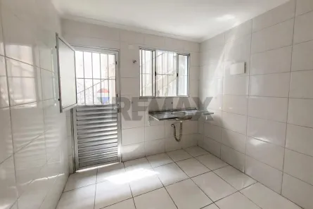 Casa com 1 Quarto para alugar, 30m² no Brasilândia, São Paulo
