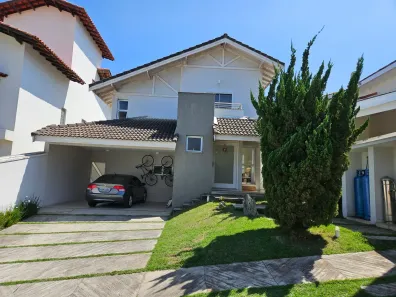 Casa de Condomínio com 3 Quartos à venda, 210m² no Vila Oliveira, Mogi das Cruzes