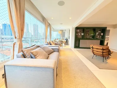 Apartamento com 3 Quartos à venda, 209m² no Vila Gomes Cardim, São Paulo