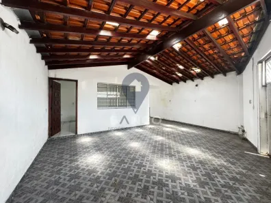 Casa com 4 Quartos para alugar, 200m² no Vila Rio Branco, Jundiaí