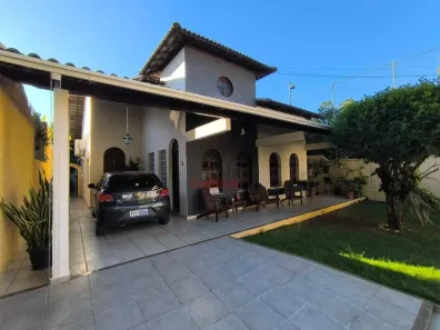 Casa com 3 Quartos à venda, 225m² no Ilha dos Araújos, Governador Valadares
