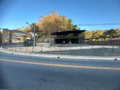 Ponto Comercial para alugar, 250m² no Itaipava, Petrópolis