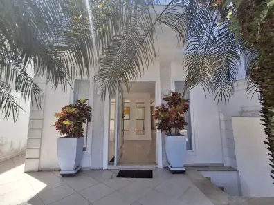 Casa de Condomínio com 4 Quartos à venda, 373m² no São Paulo II, Cotia
