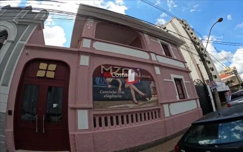 Ponto Comercial para alugar, 394m² no Centro, Franca