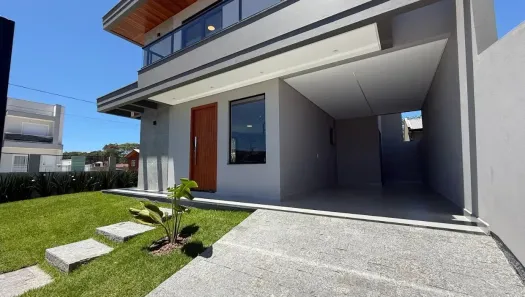 Sobrado com 3 Quartos à venda, 133m² no Forquilhas, São José
