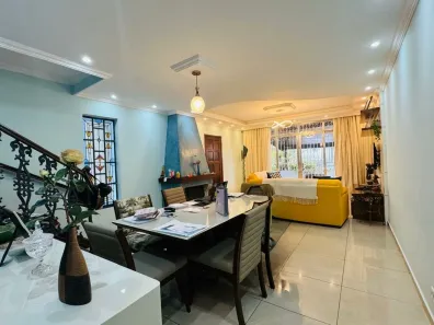 Sobrado com 3 Quartos à venda, 160m² no Jardim Umuarama, São Paulo