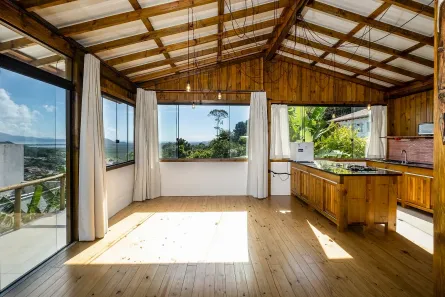 Casa com 4 Quartos à venda, 220m² no Sambaqui, Florianópolis