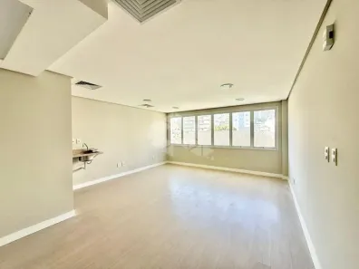 Ponto Comercial para alugar, 29m² no Centro Histórico, Porto Alegre