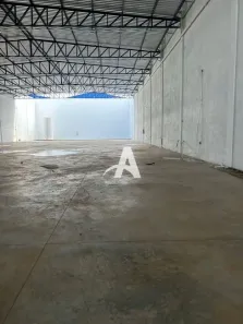 Galpão/Depósito/Armazém para alugar, 1100m² no Novo Mundo, Uberlândia