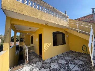 Casa com 4 Quartos à venda, 250m² no Jardim Marilu, Carapicuíba