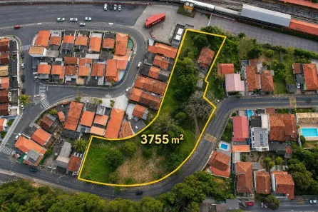 Lote/Terreno à venda, 3755m² no Centro, Guararema