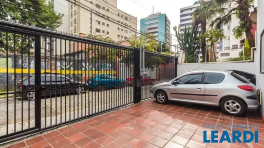 Sobrado com 4 Quartos à venda, 230m² no Vila Mariana, São Paulo