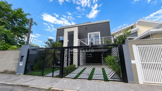 Sobrado com 4 Quartos para alugar, 266m² no Loteamento Villa Branca, Jacareí