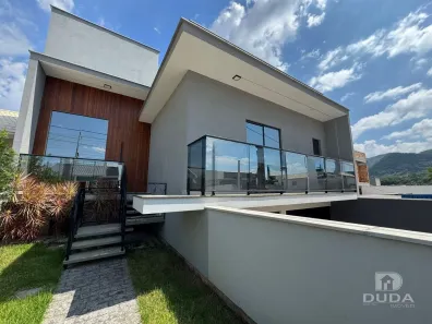 Casa com 3 Quartos à venda, 150m² no Bela Vista, Palhoça