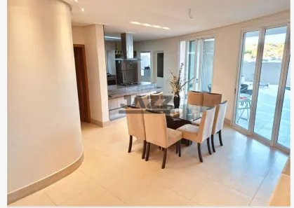 Casa com 3 Quartos à venda, 3750m² no Vila Zezé, Jacareí