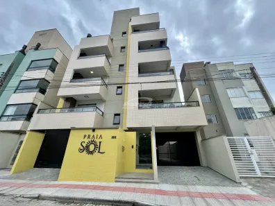 Apartamento com 2 Quartos para alugar, 82m² no Itacolomi, Balneário Piçarras