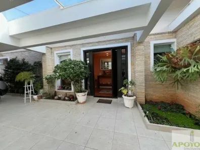 Sobrado com 4 Quartos à venda, 270m² no Jardim Campo Grande, São Paulo