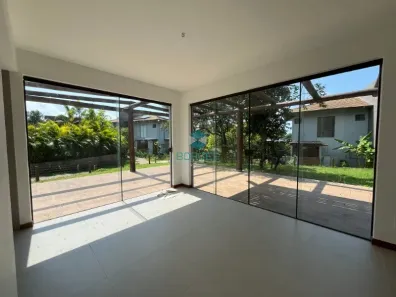 Casa de Condomínio com 3 Quartos à venda, 136m² no , Mata de São João