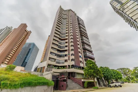 Apartamento com 4 Quartos à venda, 218m² no Cabral, Curitiba
