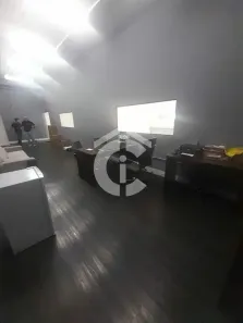 Galpão/Depósito/Armazém para alugar, 350m² no Vila Regente Feijó, São Paulo